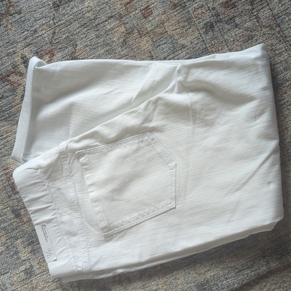 Liverpool Chloe Crops - Picture 4 of 6